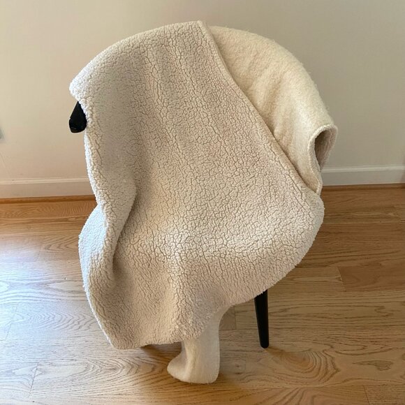 Pottery Barn Faux Sherpa and Mohair Throw Blanket Ivory Cream Color 50x60 Inches - Picture 1 of 15
